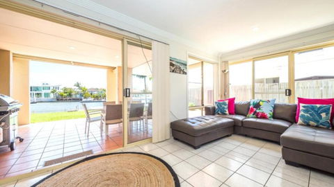 Air Conditioned Pet Friendly Canal Home With Wifi - Accommodation Search 4