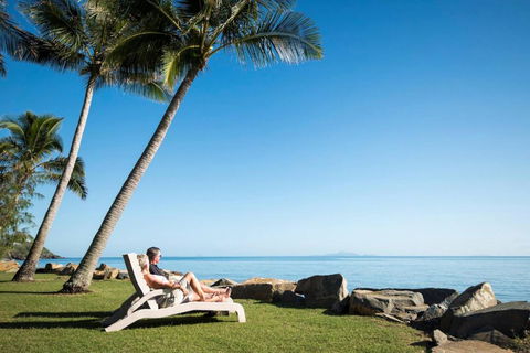 ABSOLUTE BEACH FRONT MACKAY - Blue Pacific - Accommodation Search 2