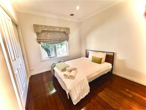 A Beautiful Home - Accommodation Search 4