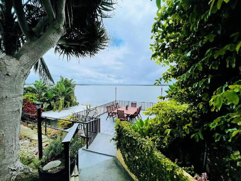 Absolute Waterfront Hidden Gem Toukley - Accommodation Search 4