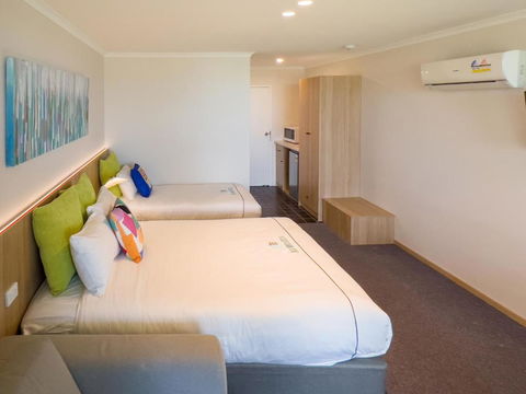 A1 Motels And Apartments Port Fairy - Accommodation Search 3