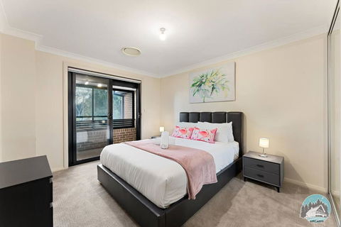 Aircabin - Carlingford - Sydney - 4 Beds House - Accommodation Search 4