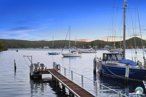 Aircabin - Daleys Point - Waterfront Retreat House - Accommodation Search 1