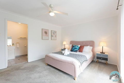 Aircabin - Marayong - Convenient - 3 Beds House - Accommodation Search 2