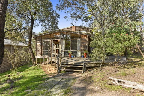 Aireys 15 - Accommodation Search 0
