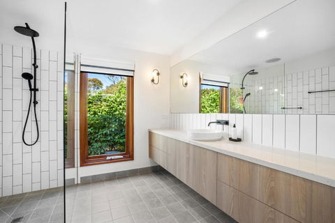 Aireys Inlet Getaway - Accommodation Search 4