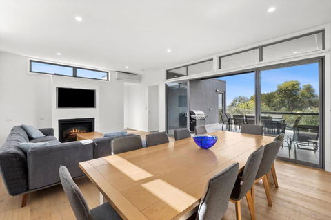 Aireys Sunset Beach House - Accommodation Search 4