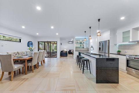 Airlie Beach Home - Accommodation Search 3