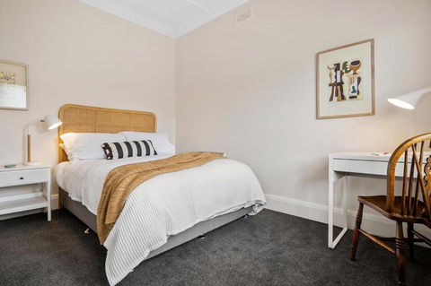 Albert Park Art Deco Gem Sleeps 5 Bevan 4 - Accommodation Search 3