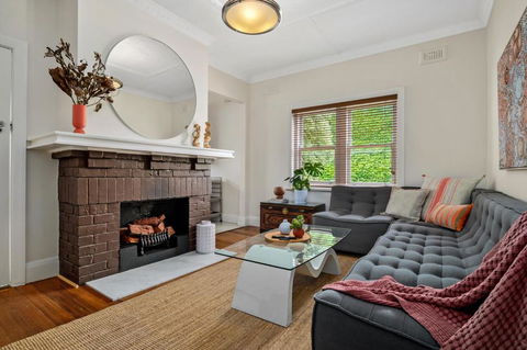 Albert Park Art Deco Gem Sleeps 5 Bevan 4 - Accommodation Search 2