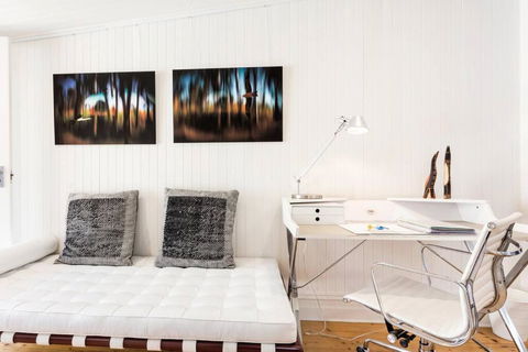 Albert Park Victorian House With Style And Art Gallery - Accommodation Search 1