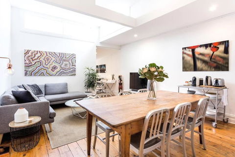 Albert Park Victorian House With Style And Art Gallery - Accommodation Search 3
