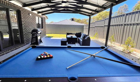 Albury Funk - Accommodation Search 1