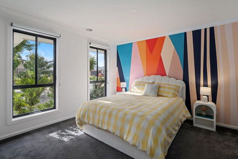 Albury Funk - Accommodation Search 2