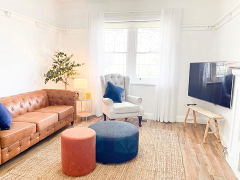 Albury Street Hideaway - Accommodation Search 0