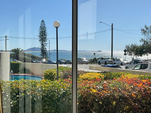 Alex Beachfront Views - Accommodation Search 0