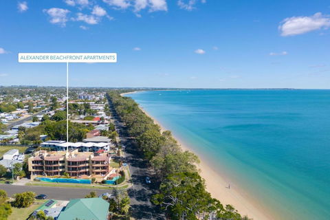 Alexander Beachfront Apartments - Accommodation Search 1