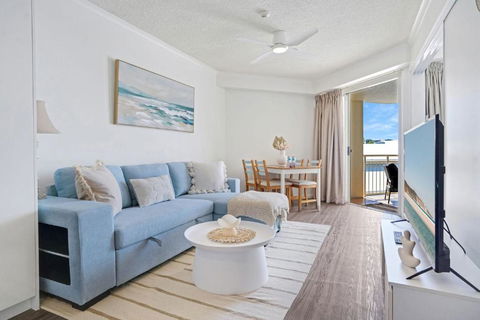 Alexandra Beach Resort Couples Escape - CoastHM - Accommodation Search 1