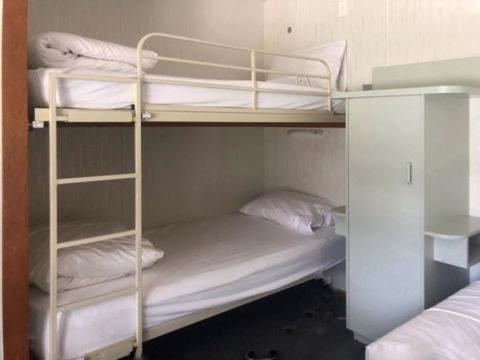 Alexandra Parklife Studio 3 - Accommodation Search 3