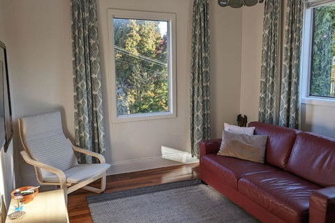 Alkira Cottage - Cozy, Comfortable, And Convenient - Accommodation Search 2