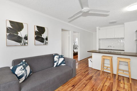 Allamanda Unit 22 - Accommodation Search 2