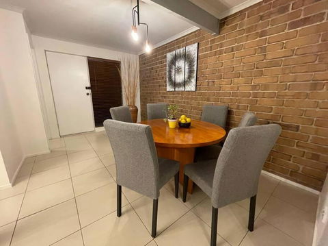 Aloha Adelaide - Accommodation Search 4