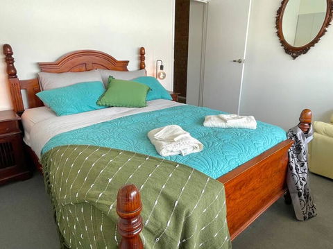 Aloha Adelaide - Accommodation Search 0