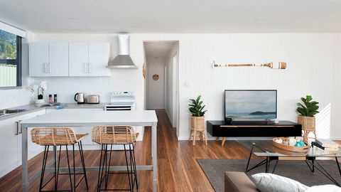 Aloha Beach House - Accommodation Search 2