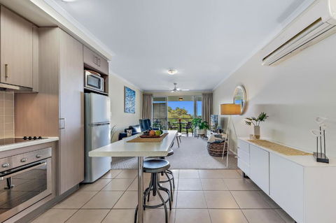 Alpha 8 On Waterson - Airlie Beach - Accommodation Search 4
