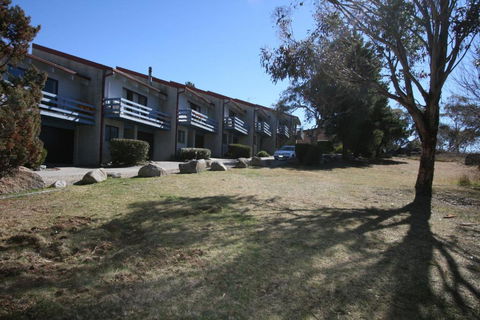 Alpha Centauri Townhouses - Accommodation Search 0