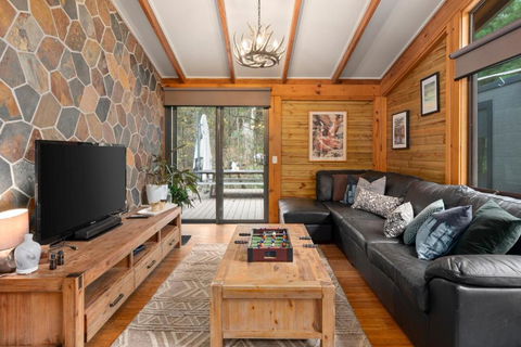 Alpine Creek House And Cabin - Accommodation Search 1