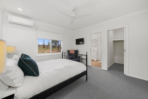 Alpine Hills Hideaway - Accommodation Search 1