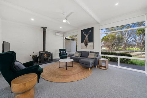 Alpine Hills Hideaway - Accommodation Search 2