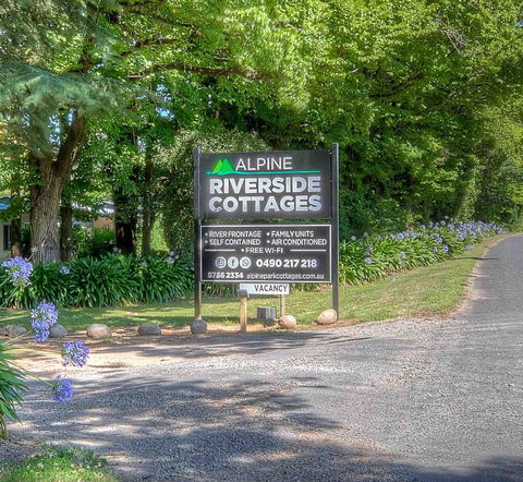 Alpine Riverside Cottages - Accommodation Search 0