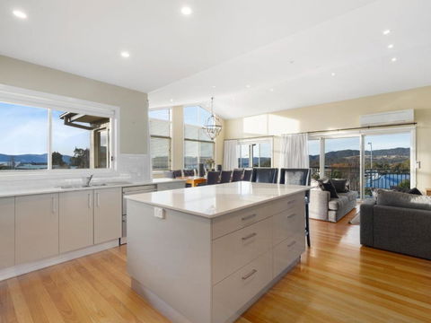 Alpine Retreat 107A Gippsland Street - Accommodation Search 3