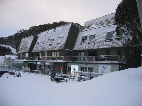 Altitude Apartments - Accommodation Search 0