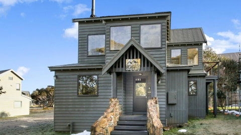Altitude - Accommodation Search 0