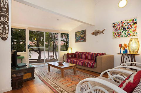 Aluna - Accommodation Search 4