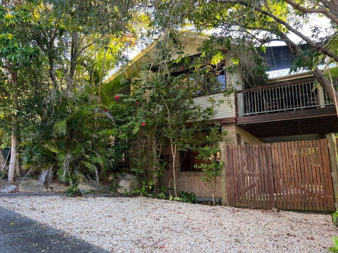 Amaroo - Bring Your Own Linen - Accommodation Search 0