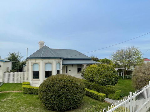 Amaroo Guest House - Accommodation Search 2