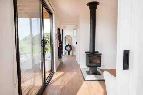 Amaroo - Accommodation Search 3