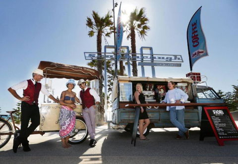 Amazing Outdoor Living With Pizza Oven - Accommodation Search 3