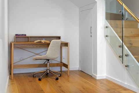 Amazing Penthouse In Waterloo - Accommodation Search 2