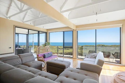 Amazing Views By Ready Set Stay - Accommodation Search 0