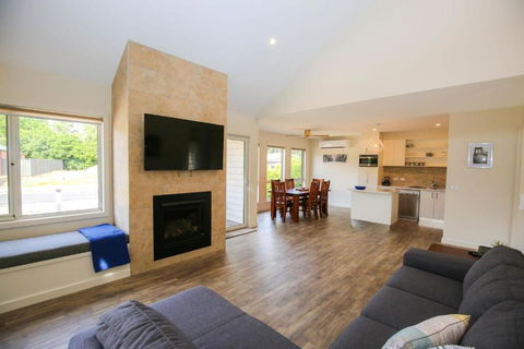 Amber Mist Villa - Two - Accommodation Search 0