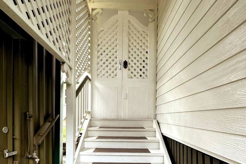 Amity Jigsaw House - Accommodation Search 3