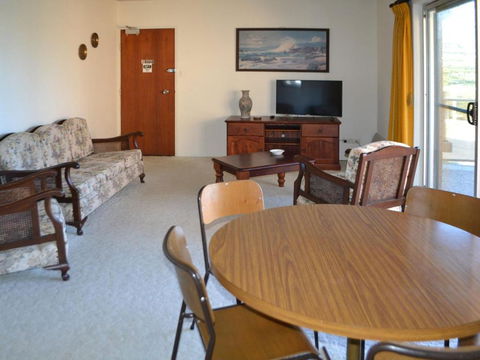 Anchorage 10 - Accommodation Search 1