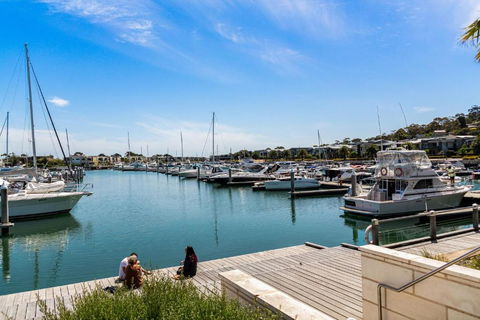 Anchorage Villa - Pet Friendly Marina Townhouse By The Beach - Accommodation Search 2