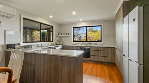 Anchored On Capes Upstairs - Accommodation Search 1