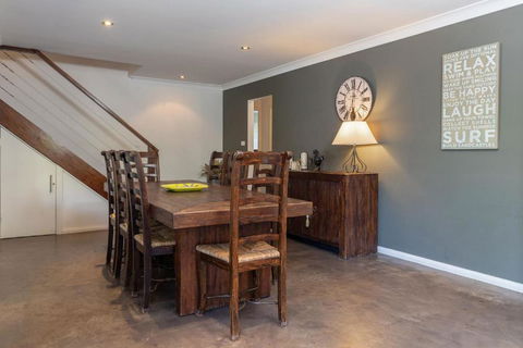 Anglers Cove - Accommodation Search 3